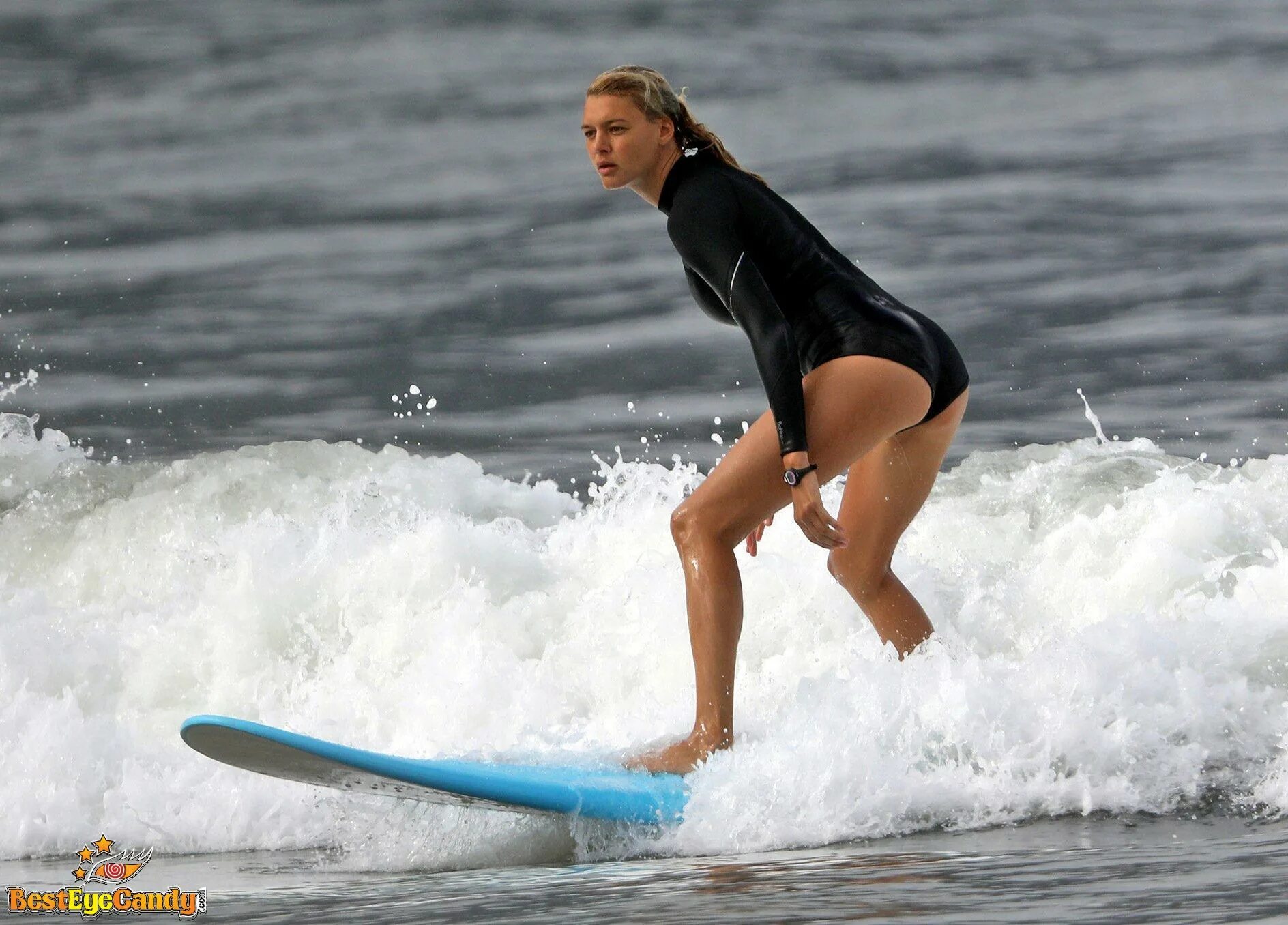 Kelly Rohrbach underwear in Maua