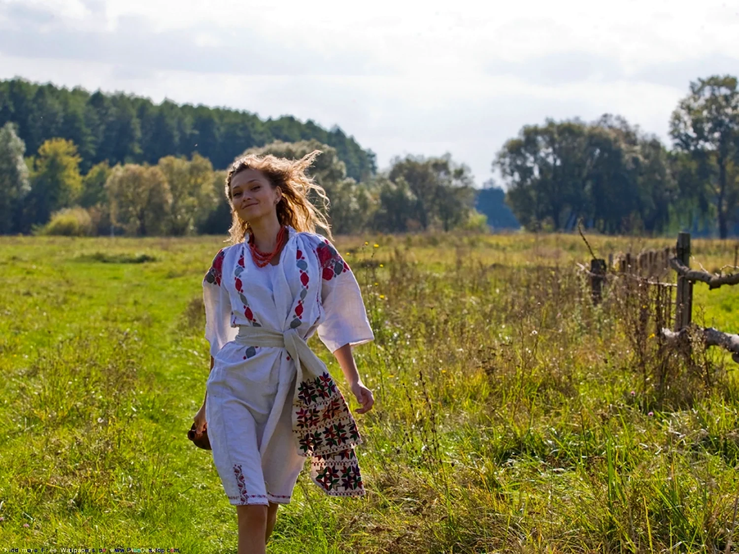 Slavic girls in Maua