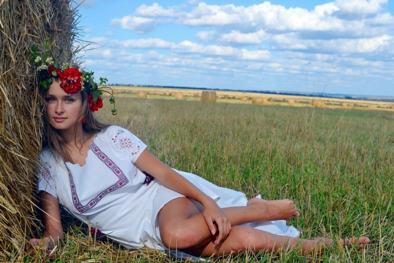 Slavic girls in Maua