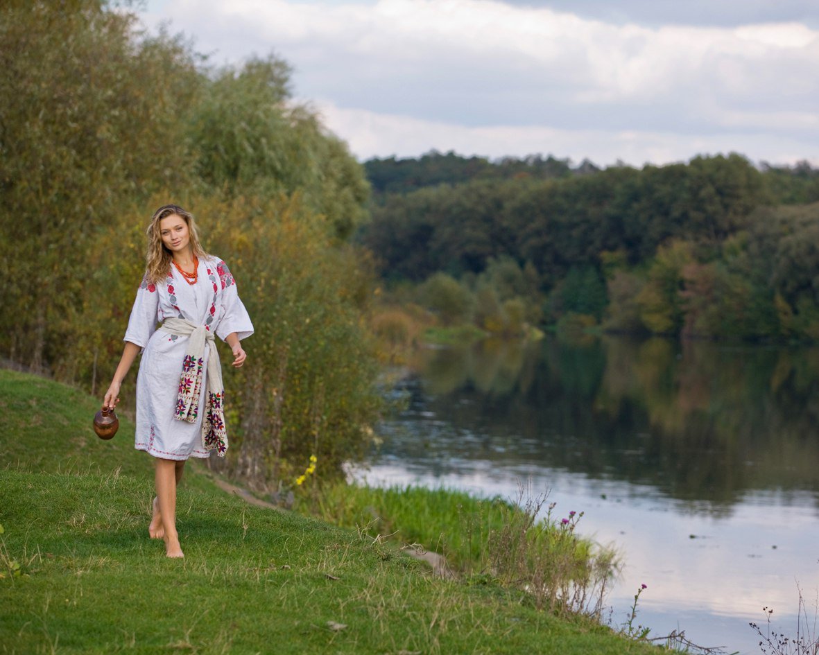 Nude girl Slavic women in Maua